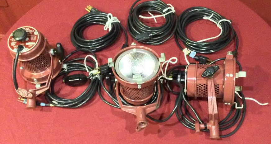 Used/Vintage Mole Richardson Type 4031 Teenie Weenie 3 Light Kit