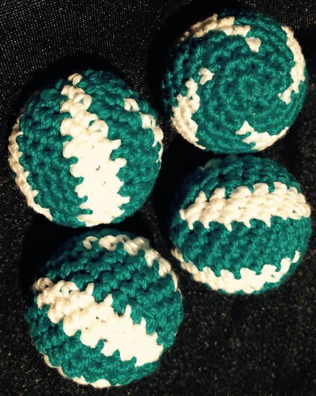 Crocheted Balls Cork 4 pk, 3/4 inch - Swirl Turquoise/White (M8)