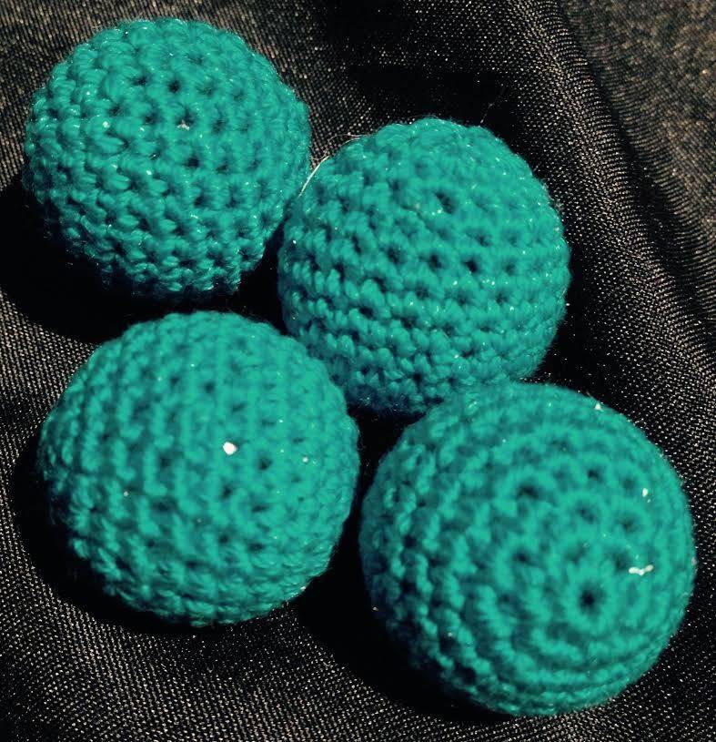 Crocheted Balls Acrylic 4 pk, 3/4 inch - Turquoise M8