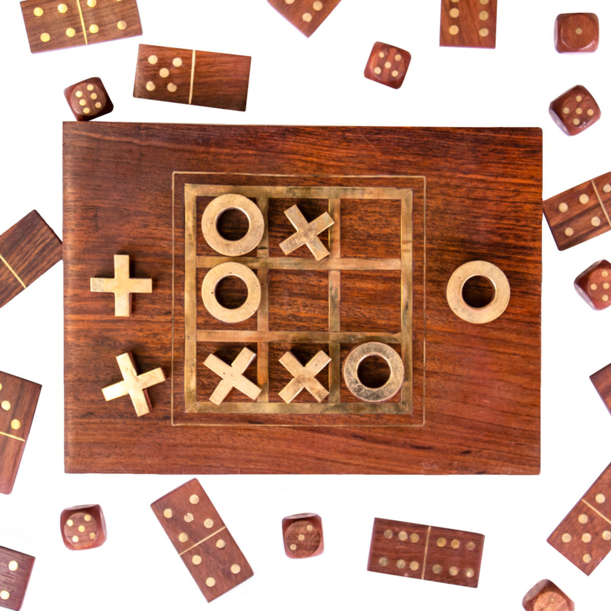 3-in-1 Wooden Parlour Game Set - Tic Tac Toe, Dominos, Dice