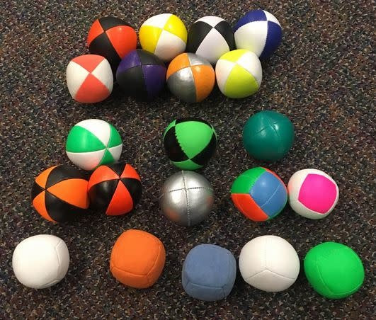 Juggling Balls Pro, Single Ball Assorted Type/Color Bird Seed Filled by Ronjo