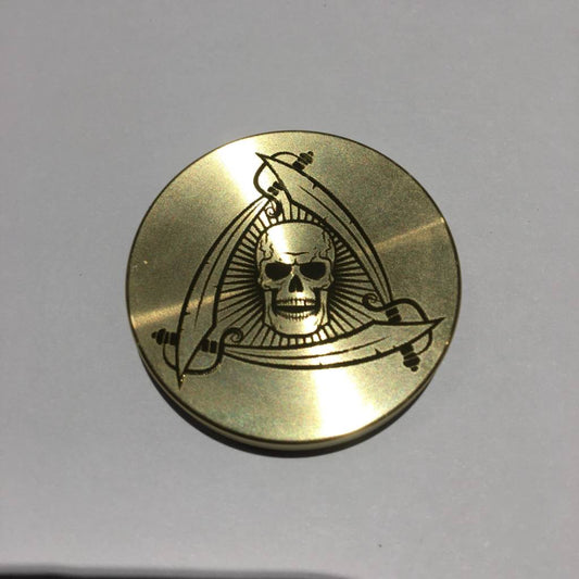 Okito Box Lid Skull And Swords, Half Dollar