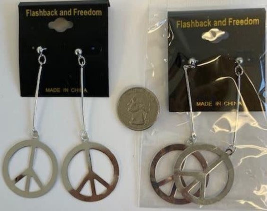 Earrings Peace Sign Silver by Flashback And Freedom Inc